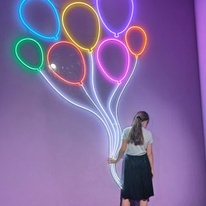 Bouquet de ballons néon